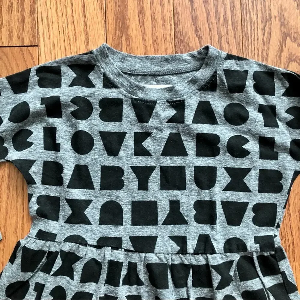 Huxbaby Mini-malist Gray Black Logo Spell-Out Knit Dress Girl’s Size 6
